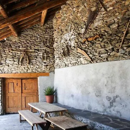 Casa Xaupi Gran * Roní